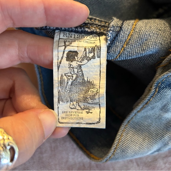 Rolling Paper blue denim distressed button up vest size M frayed edges - Picture 6 of 8